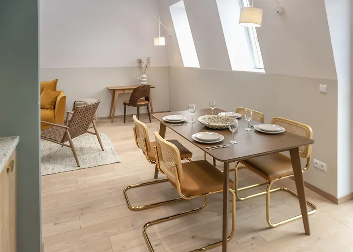 Aparthotel Monciak55 By Staylab